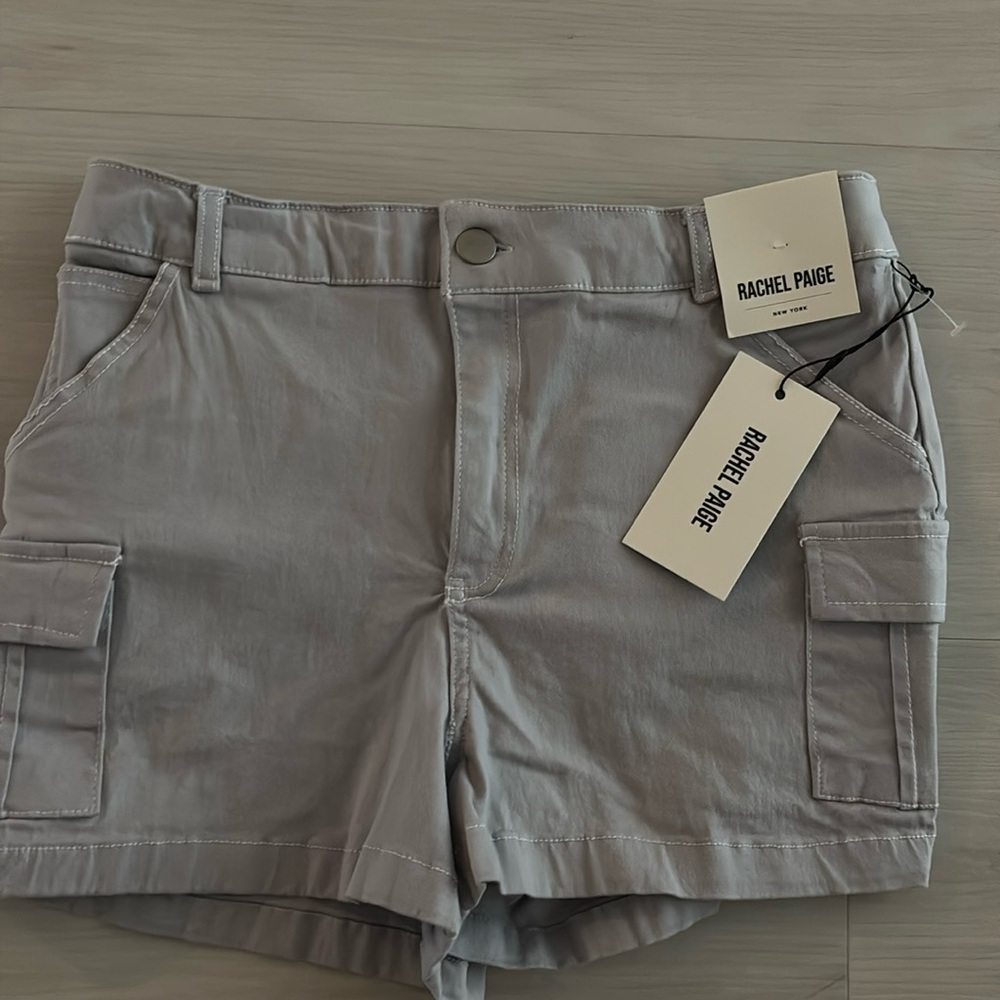 Grey shorts